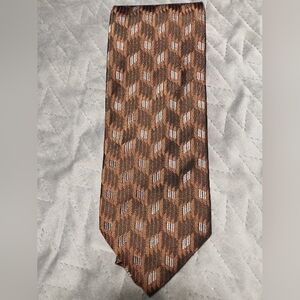 Pavone brown necktie with diagonal Chevron panel pattern
